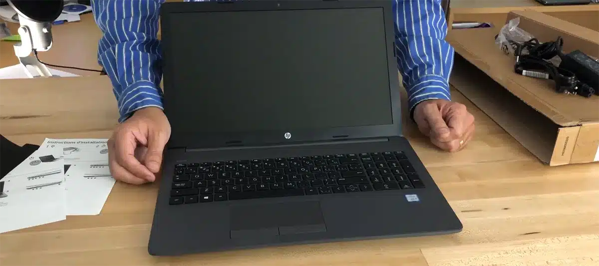 لپ تاپ hp 250 g7