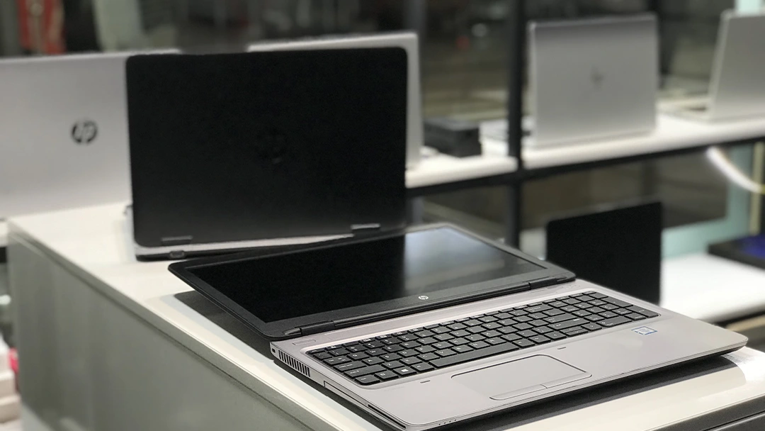 صفحه نمایش 180 درجه لپ تاپ HP 650 G2