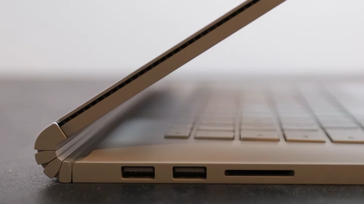 پورت های سرفیس بوک 3