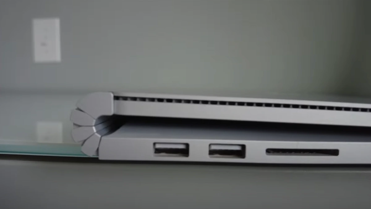 پورت های سرفیس بوک 3