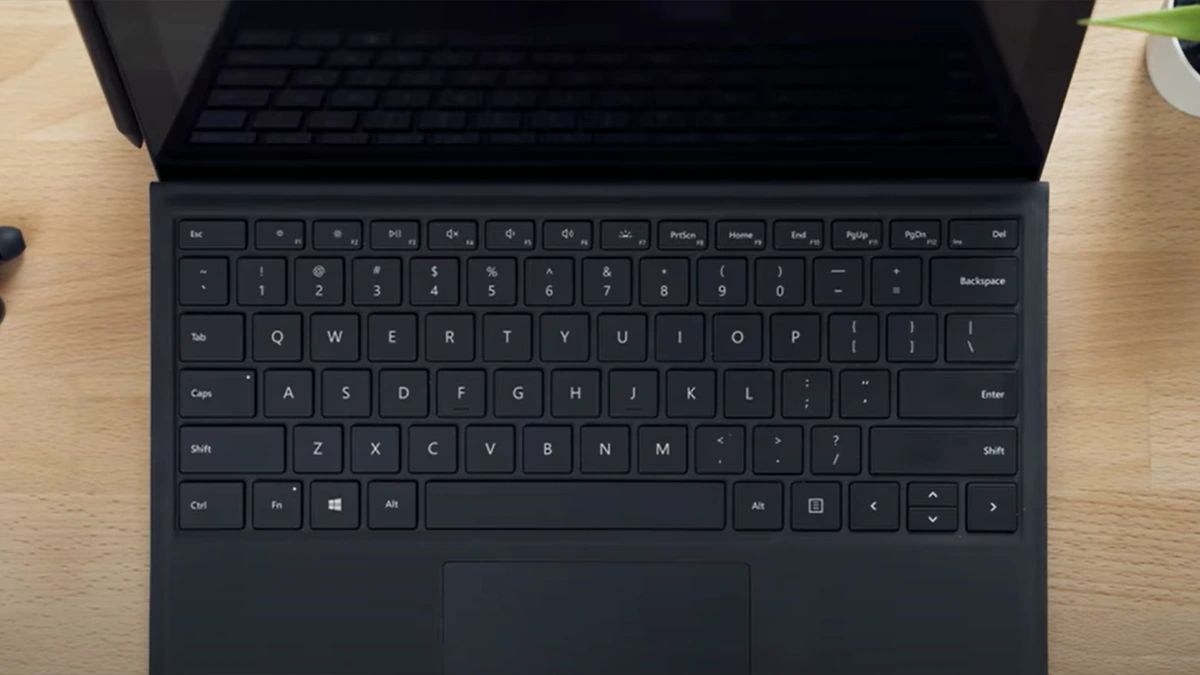 کیبورد سرفیس پرو 6