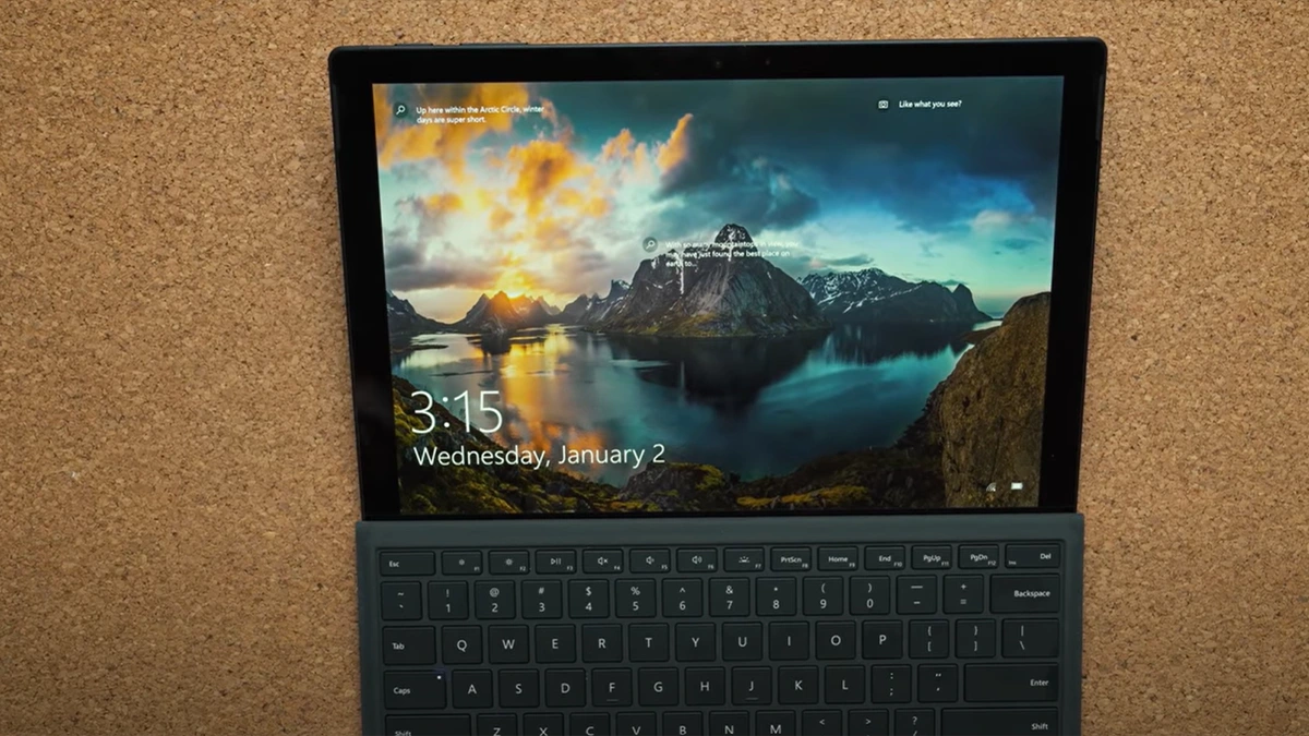 صفحه نمایش سرفیس پرو 6