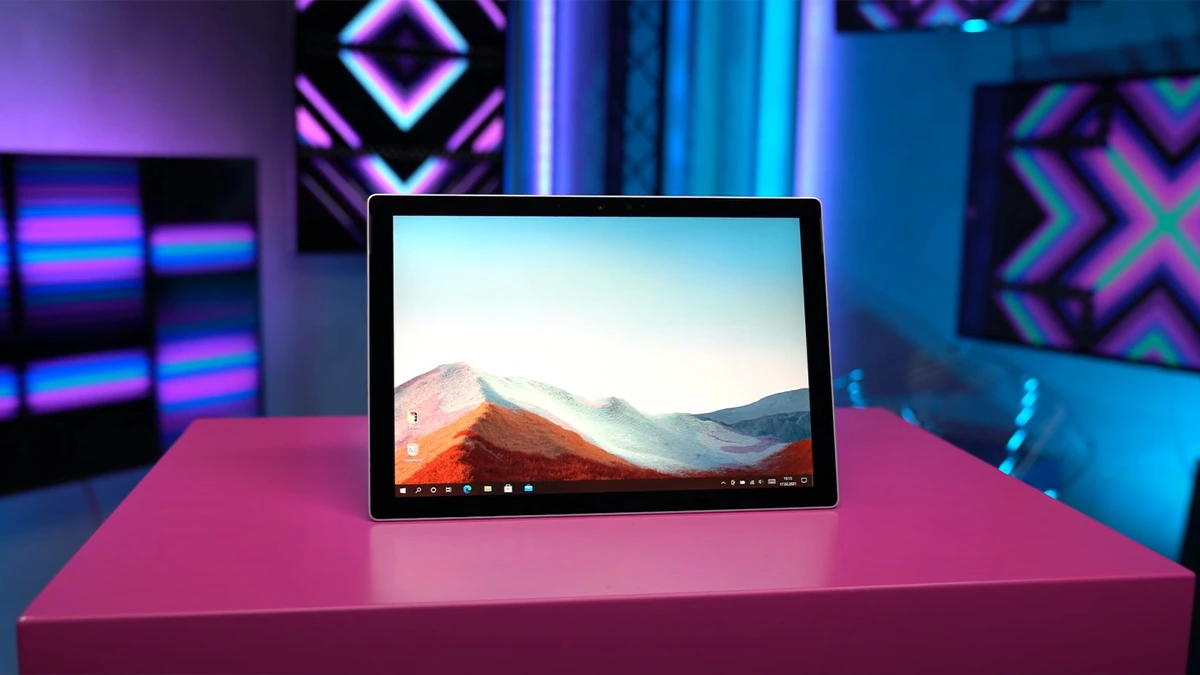 سرفیس پرو 7 پلاس