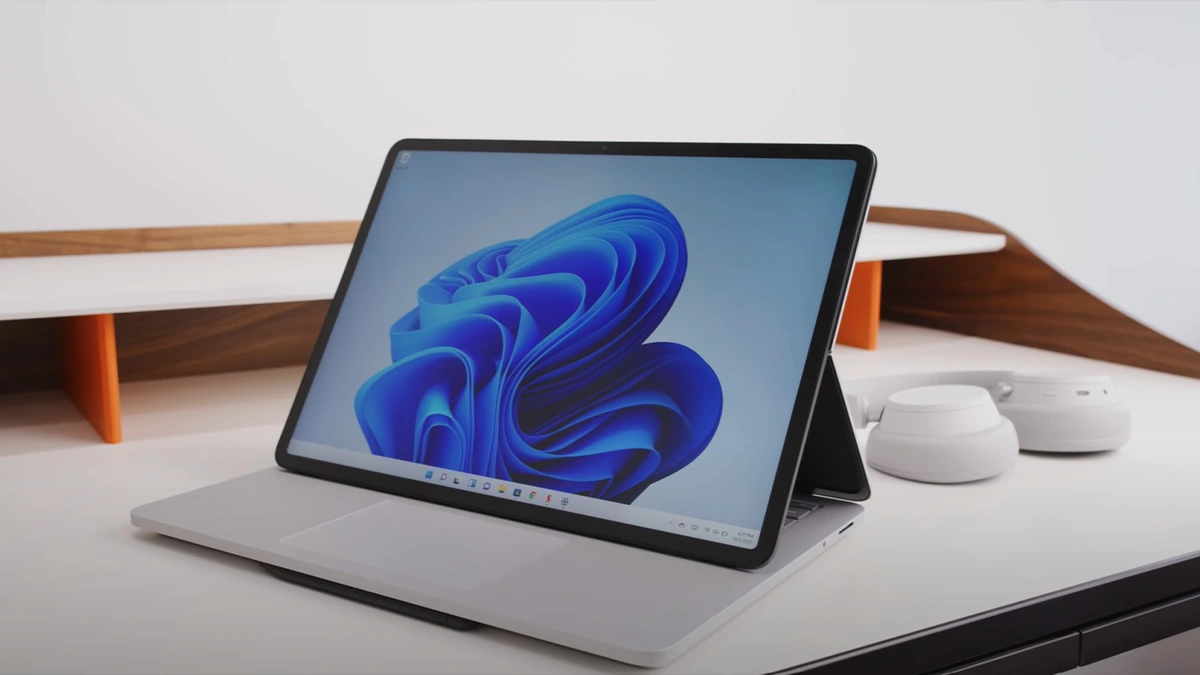 سرفیس لپ تاپ استدیو