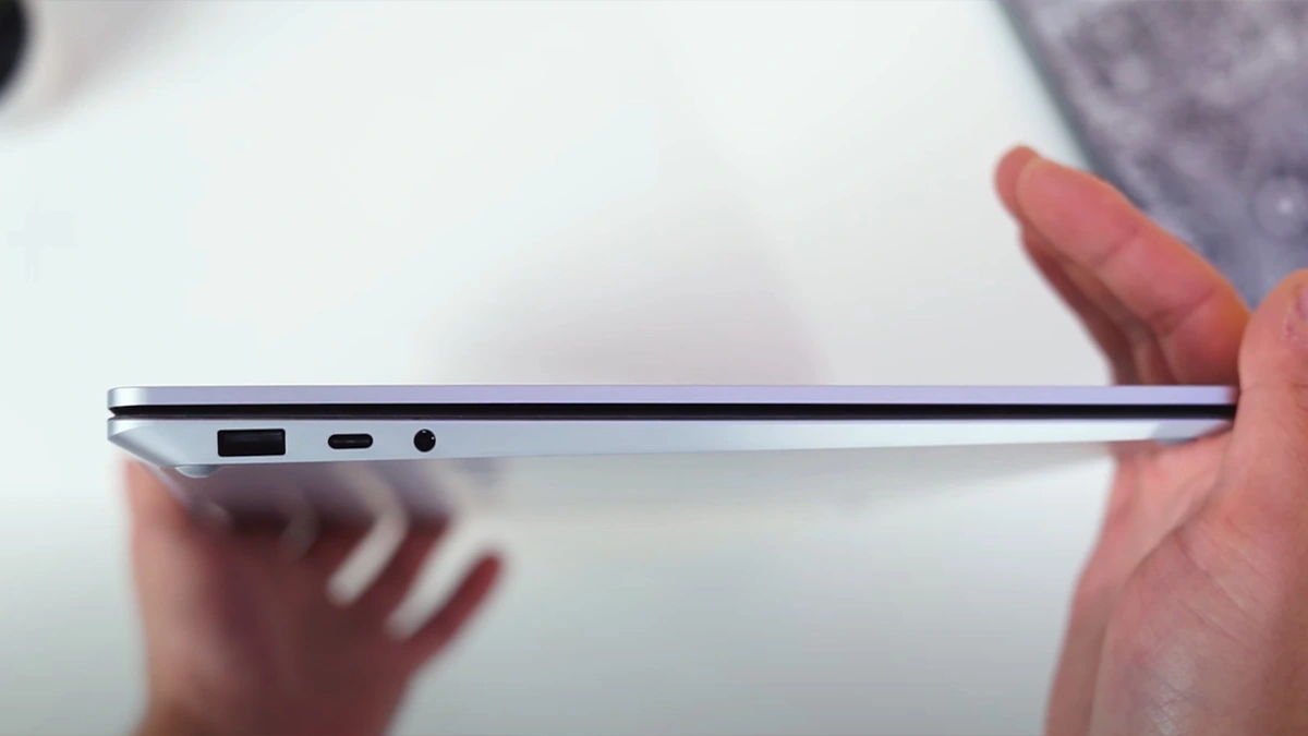 پورت های سرفیس لپ تاپ 3