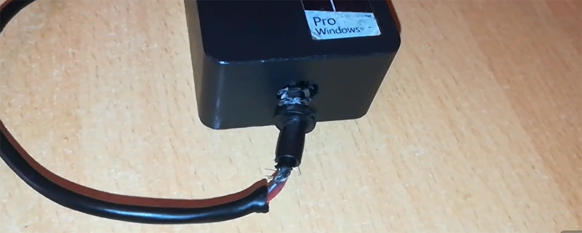 خرابی شارژر سرفیس