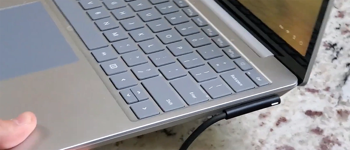 آداپتور سرفیس