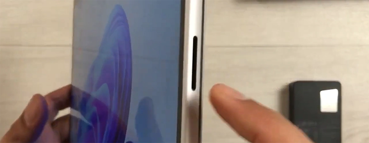 جای شارژر سرفیس